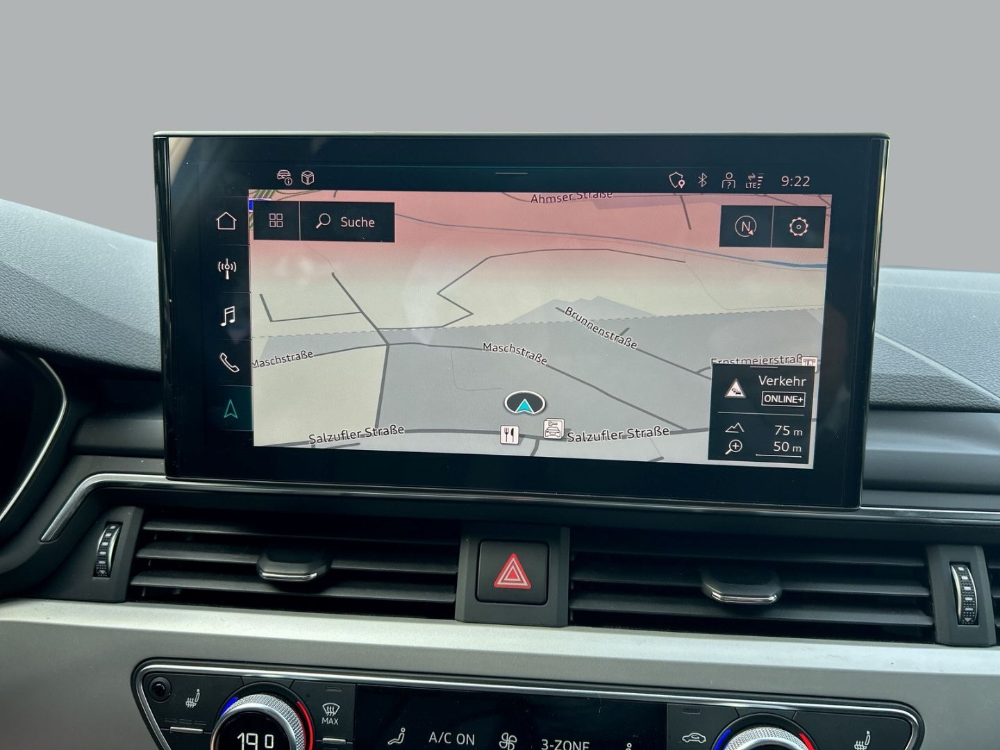 Fahrzeugabbildung Audi A4 40 TFSI QUATTRO SLINE CARPLAY,BUSINESS,KAMERA