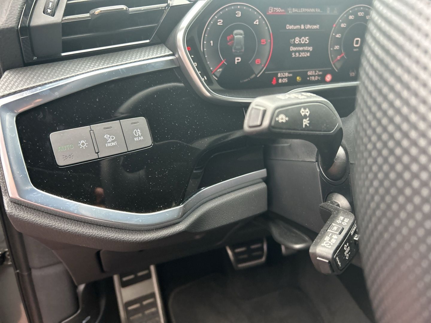 Fahrzeugabbildung Audi Q3 SLINE 35 TDI MATRIX,KAMERA,CARPLAY,ACC,AHK