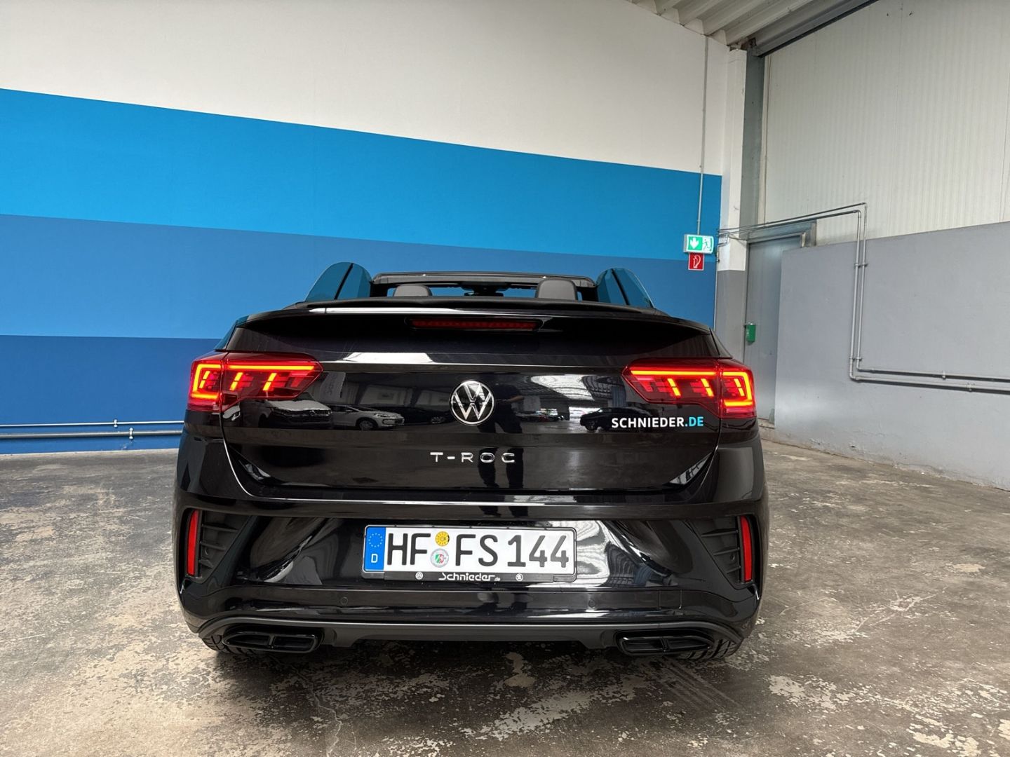 Fahrzeugabbildung Volkswagen T-Roc Cabriolet 1.5 TSI R-Line OPF (EURO 6d) LED