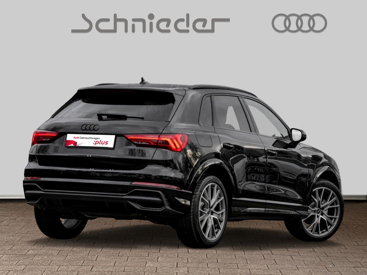 Fahrzeugabbildung Audi Q3 S LINE 35 TFSI AHK,CARPLAY, KAMERA, MATRIX