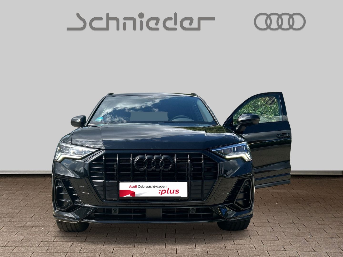 Fahrzeugabbildung Audi Q3 SLINE 35 TFSI MATRIX,KAMERA,AHK,ACC,SHZ Navi