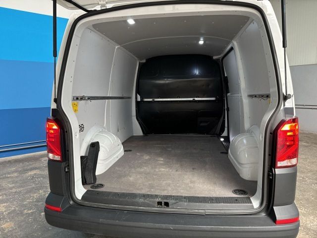 Fahrzeugabbildung Volkswagen Transporter Kasten Climatic DAB Radio Trennwand