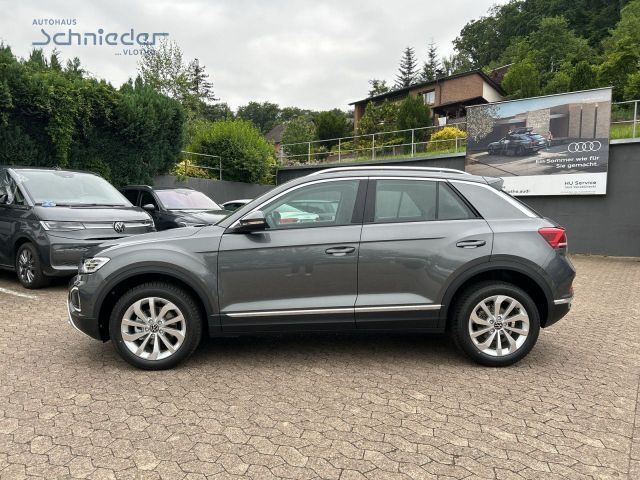 Fahrzeugabbildung Volkswagen T-Roc 1.5 TSI Style OPF Rückfahrkamera AHK LED