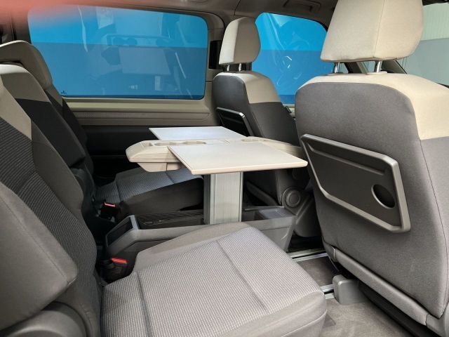 Fahrzeugabbildung Volkswagen T7 Multivan 2.0 TDI DSG 7 Sitze Navi Kamera DCP