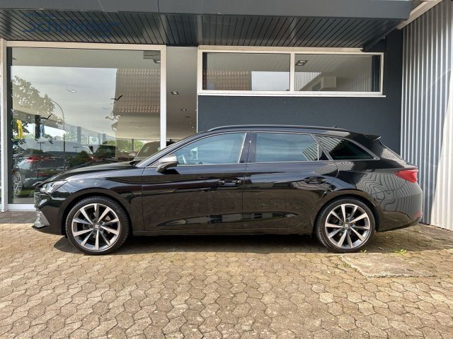 Fahrzeugabbildung SEAT Leon FR Sportstourer 1.5 eTSI Navi, DSG, LED