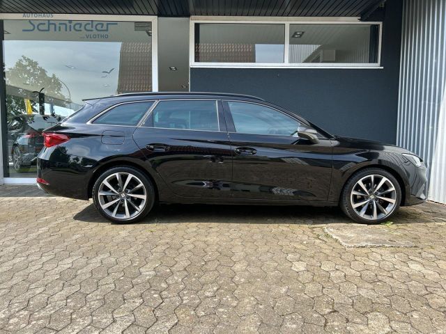 Fahrzeugabbildung SEAT Leon FR Sportstourer 1.5 eTSI Navi, DSG, LED