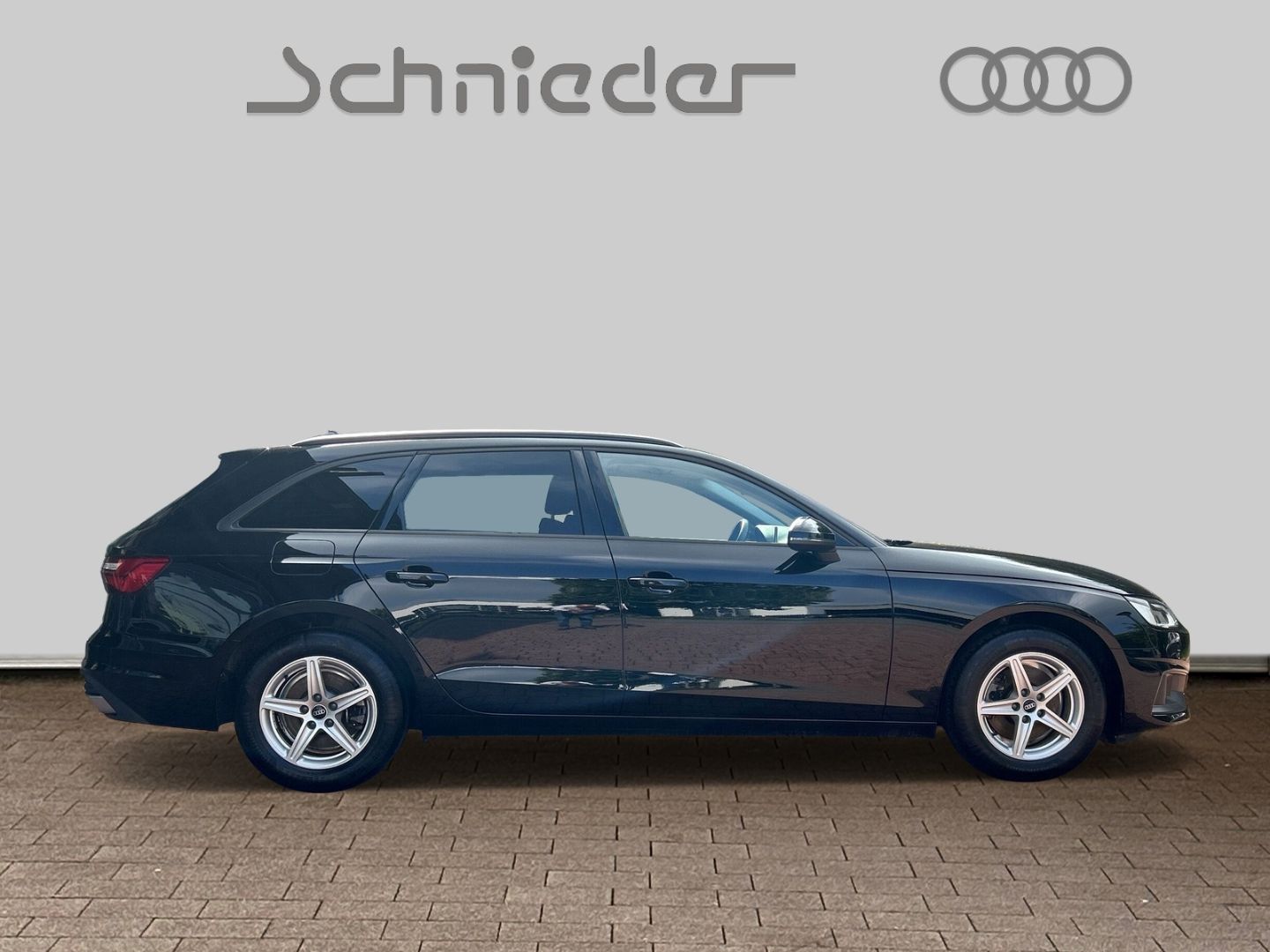 Fahrzeugabbildung Audi A4 Avant 30 TDI S tronic Navi ACC AHK PDC Phone