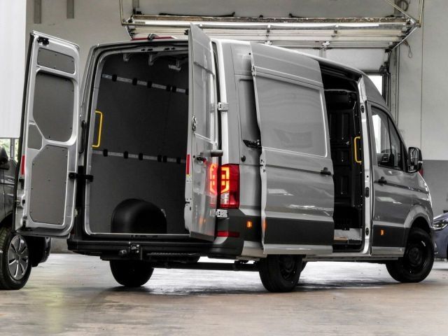 Fahrzeugabbildung Volkswagen Crafter 35 2.0 TDI L2H2 FWD Kasten, LED, AHK, ZV