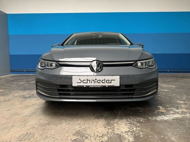 Fahrzeugabbildung Volkswagen Golf 8 Style 1.5 eTSI LED PDC Klima Navi Kamera