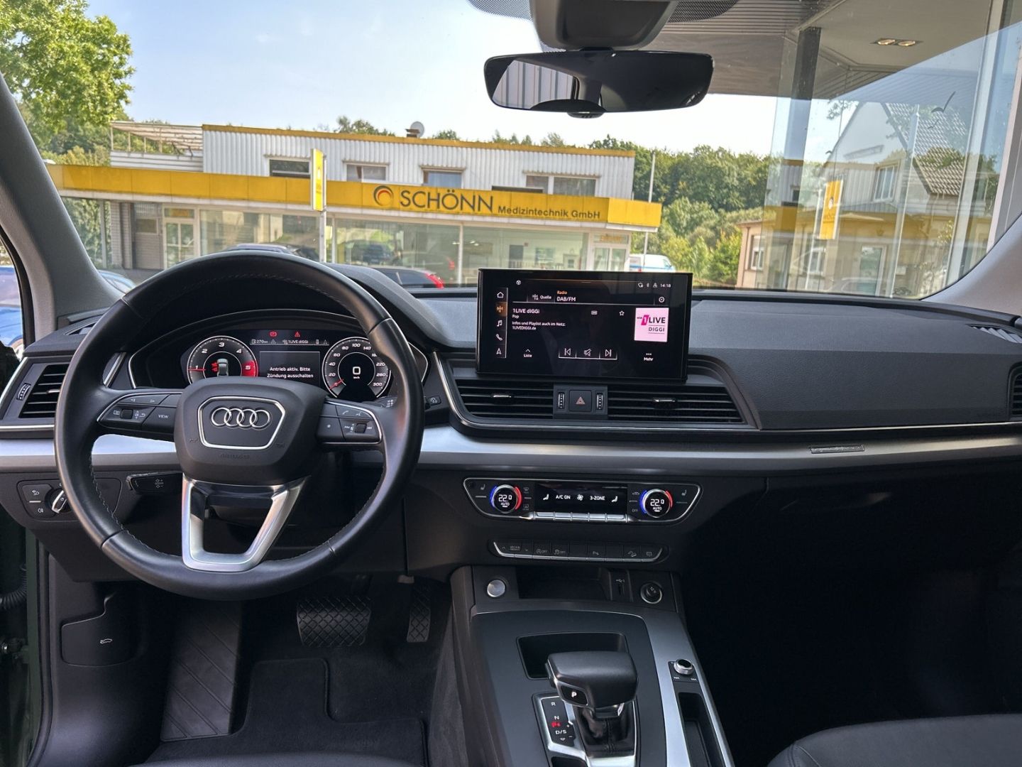 Fahrzeugabbildung Audi Q5 basis 2.0 EU6d 40 TDI S tronic quattro Pano L