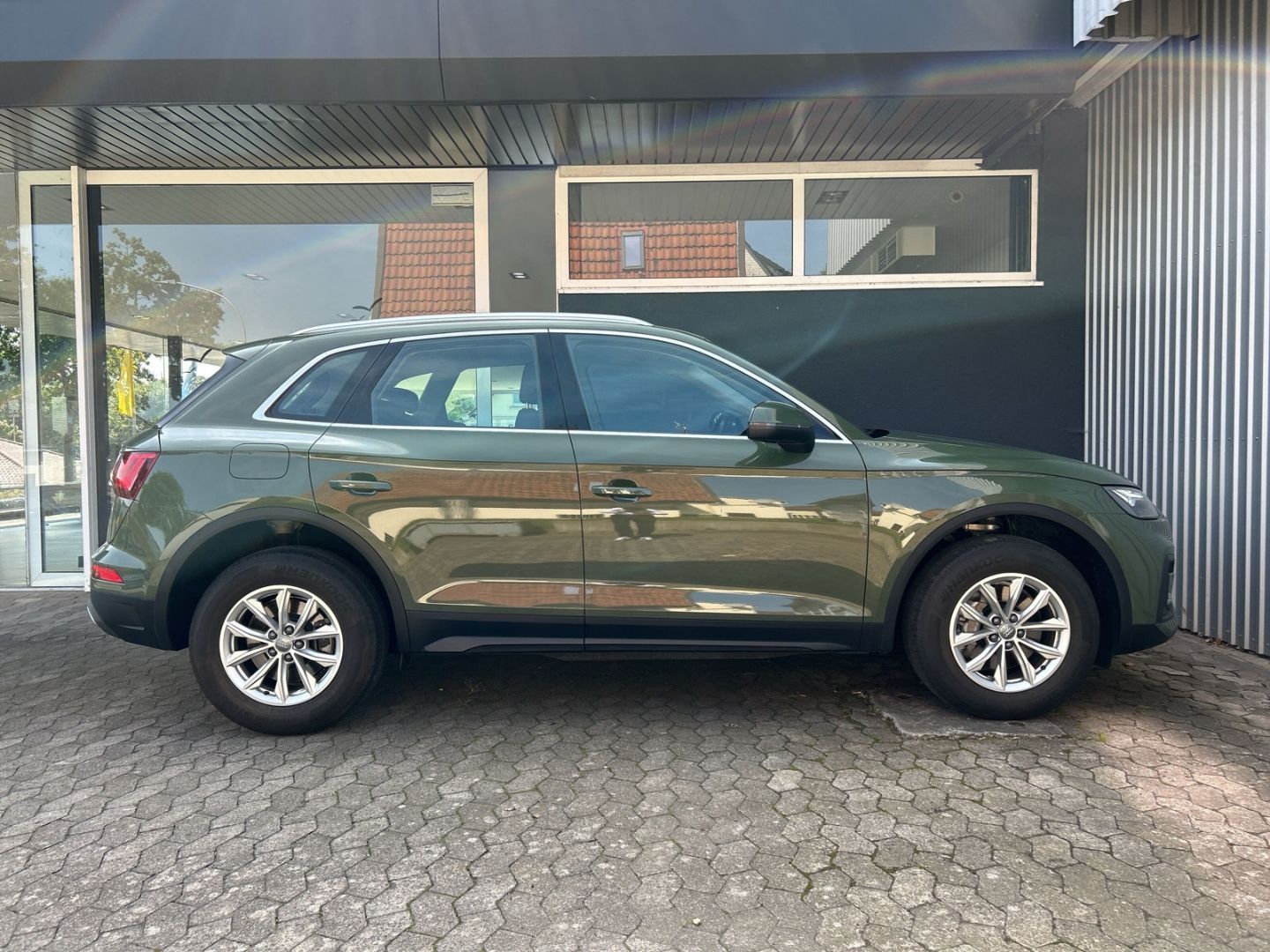 Fahrzeugabbildung Audi Q5 basis 2.0 EU6d 40 TDI S tronic quattro Pano L