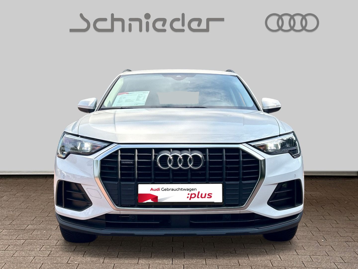 Fahrzeugabbildung Audi Q3 40 2.0 TFSI QUATTRO,LED,PDC,VIRTUAL,CARPLAY