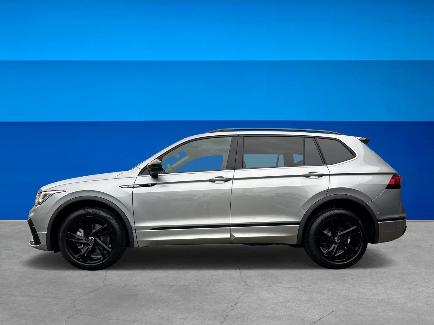 Fahrzeugabbildung Volkswagen Tiguan Allspace 2,0 l TDI 4M  IQ.DRIVE IQ.LIGHT