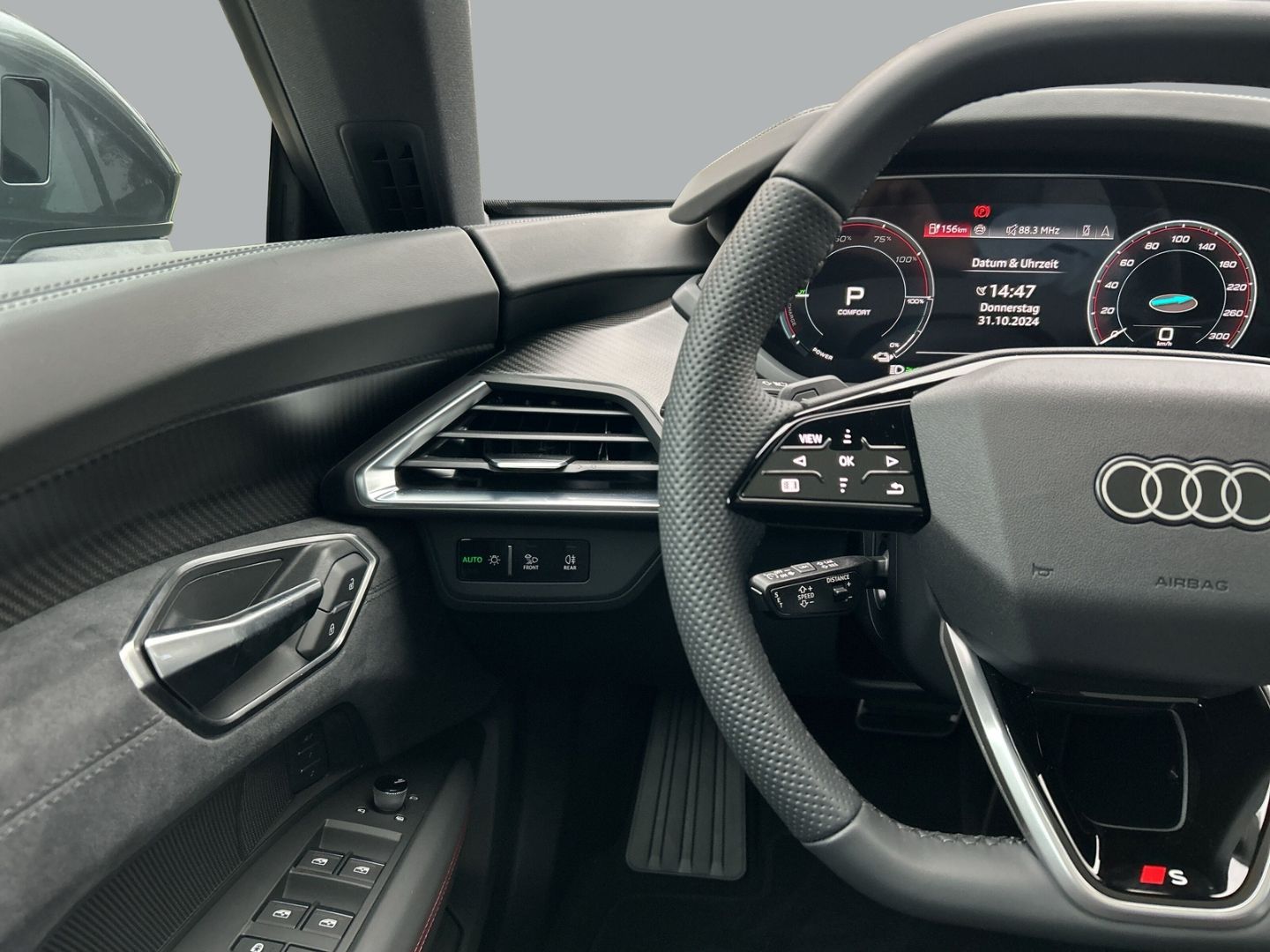 Fahrzeugabbildung Audi RS e-tron GT 435 kW, HUD,PANO,MATRIX,B&O,APPLE