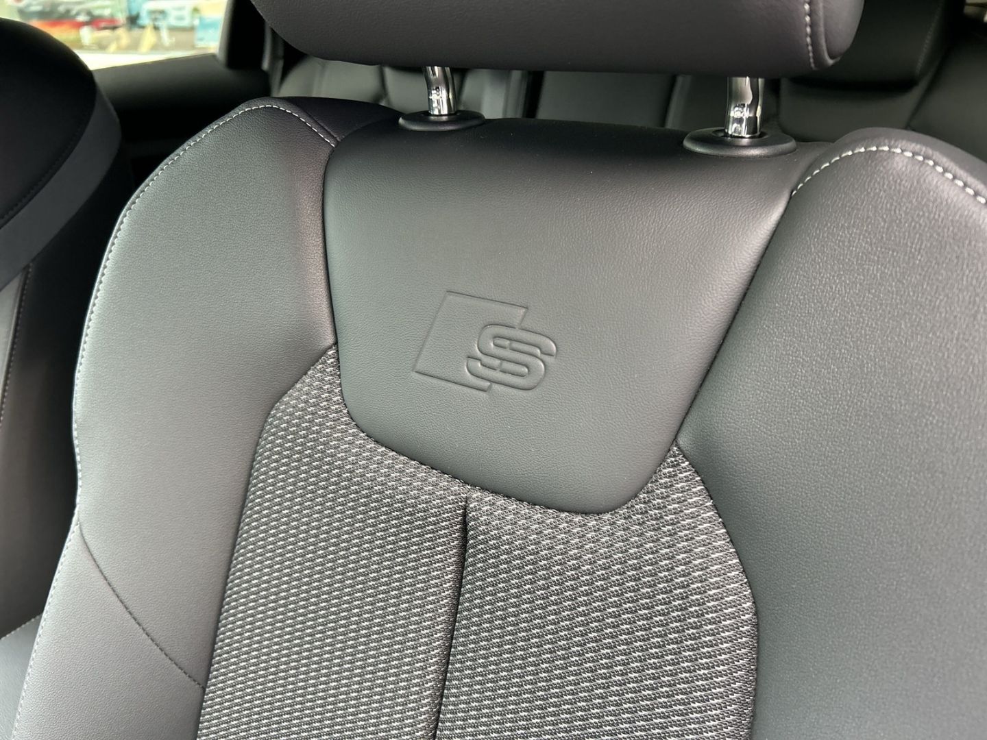 Fahrzeugabbildung Audi A1 SPORTB SLINE 25 TFSI LED,SONOS,VIRTUAL,APPLE