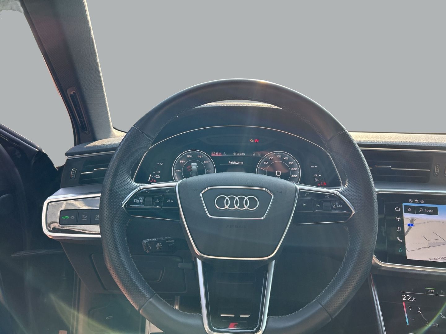 Fahrzeugabbildung Audi A6 AVANT 50TFSIe PANO,VIRTUAL,MATRIX,B&O,APPLE