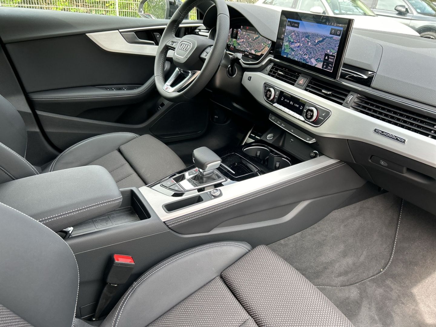 Fahrzeugabbildung Audi A5 SPORTB.40 TDI QUATTRO SLINE AHK,LED,PDC Klima