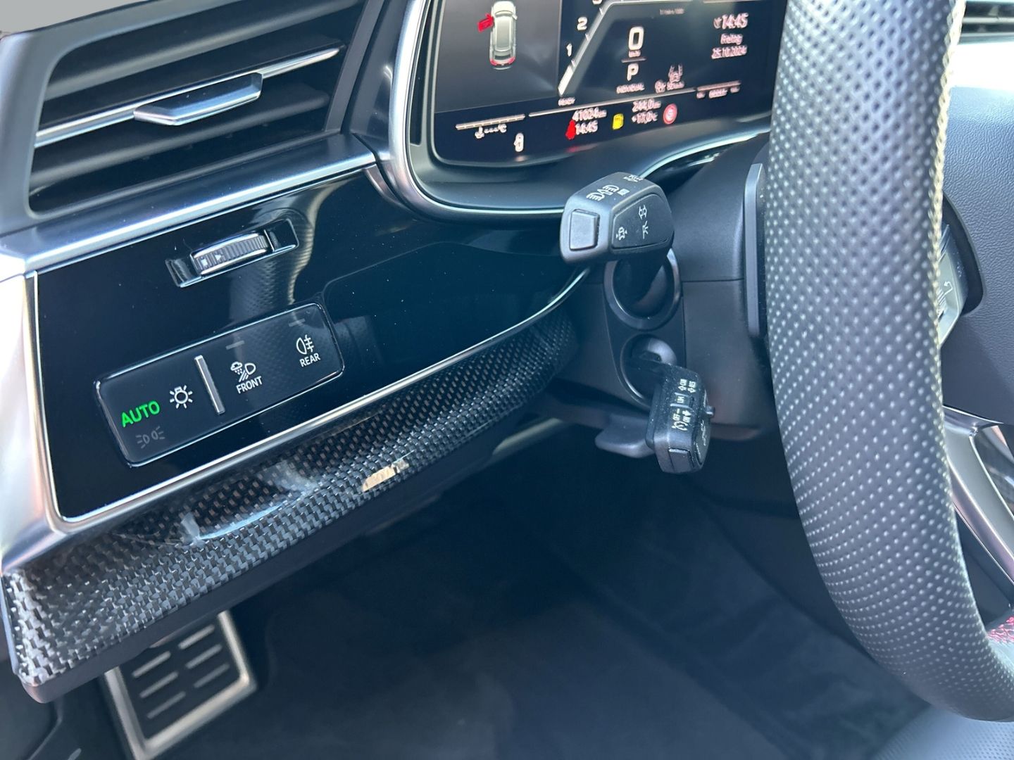 Fahrzeugabbildung Audi SQ8 4.0TFSI MATRIX,AHK,VIRTUAL,SHZ,B&O,PANO