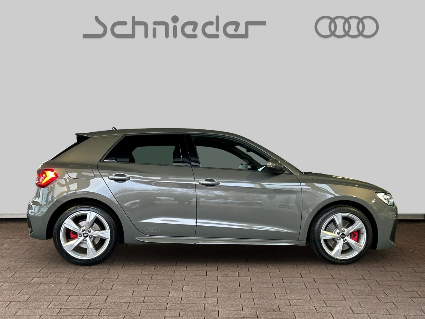 Fahrzeugabbildung Audi A1 SPORTB.40TFSI SLINE,LED,NAVI,SHZ,CARPLAY