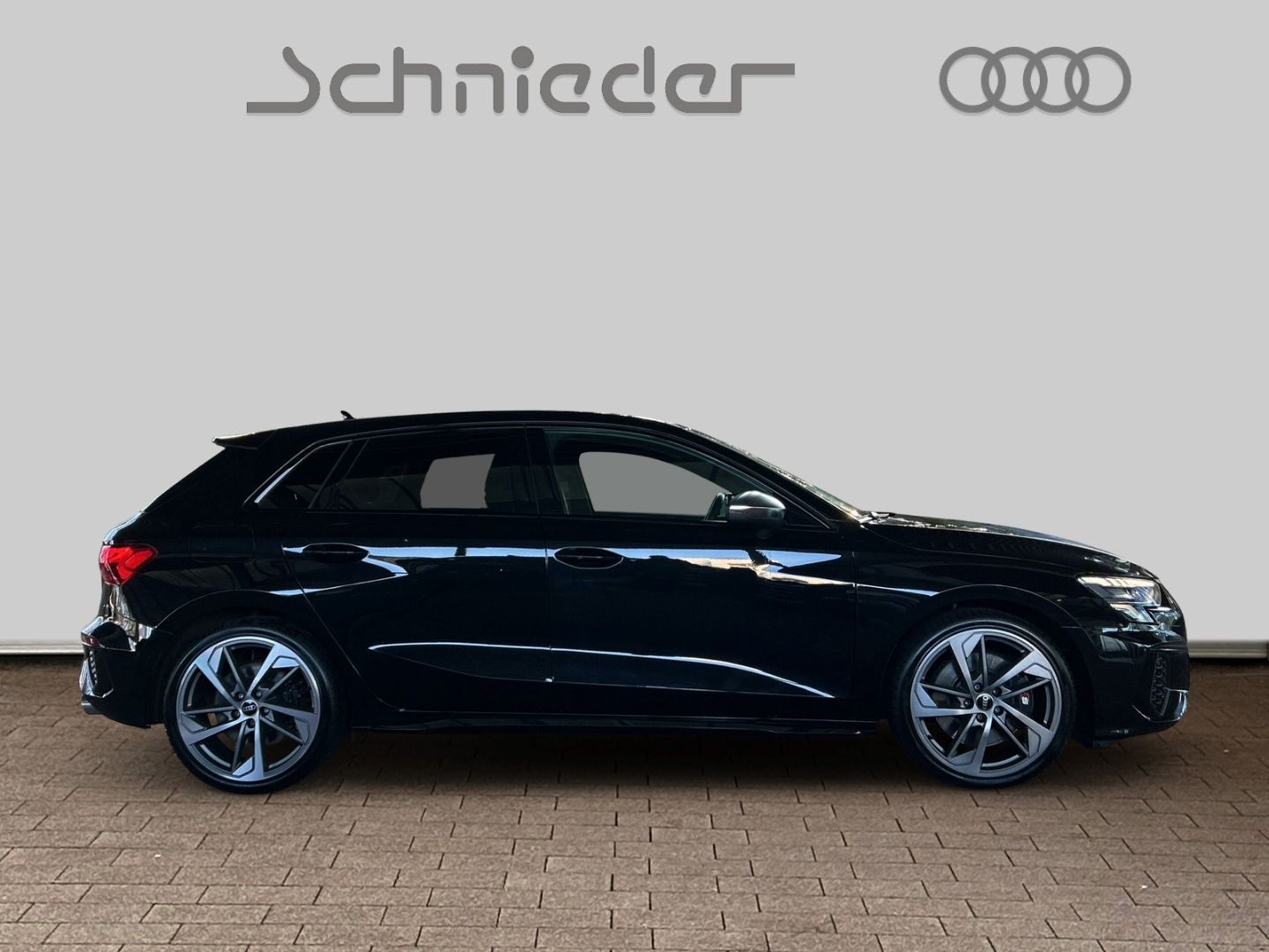 Fahrzeugabbildung Audi S3 Sportback NAVI B&O LED CARPLAY RÜCKFAHRKAMERA