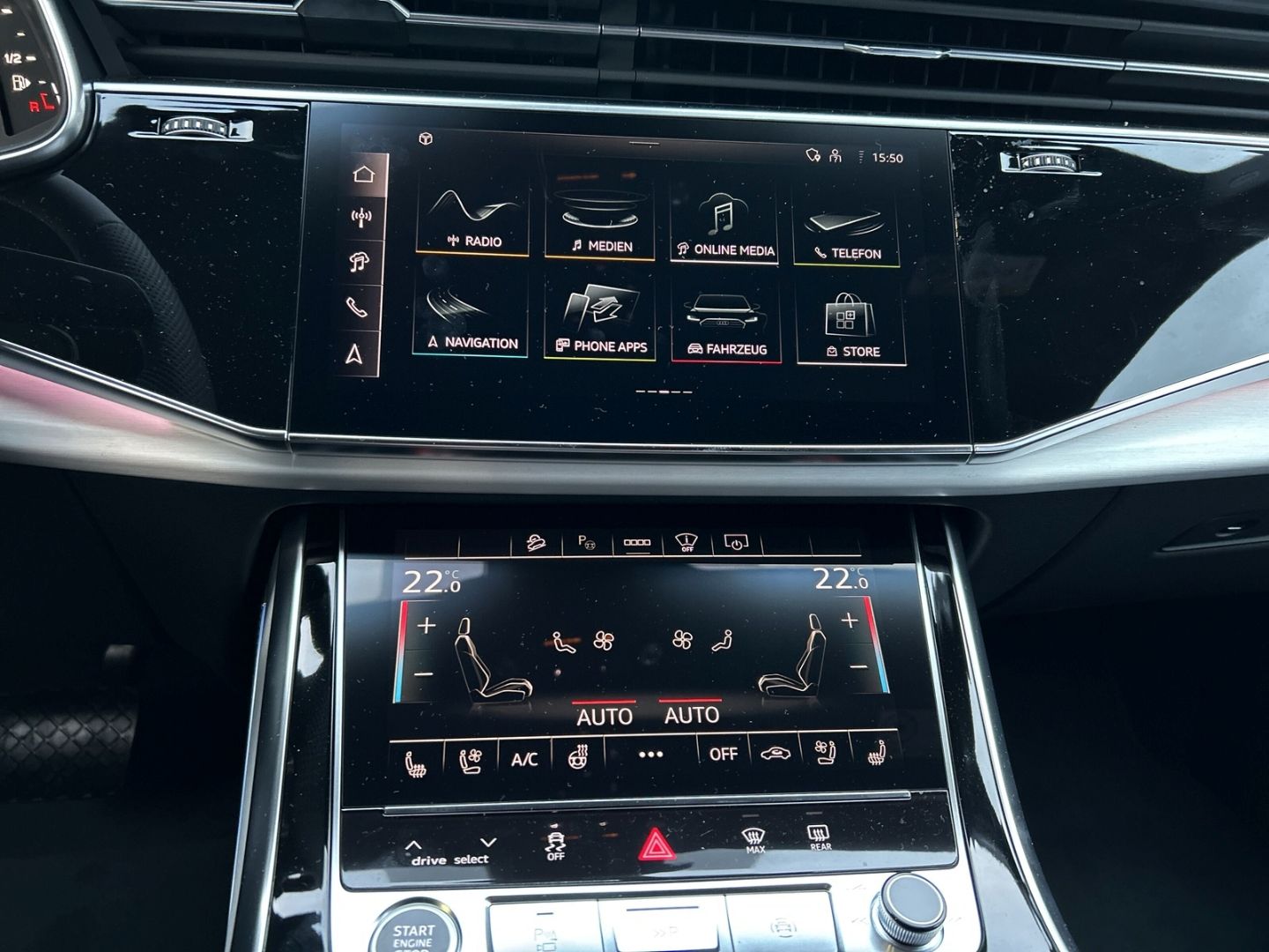 Fahrzeugabbildung Audi Q7 SUV 60 TFSIe LASER PANO,B&O,HUD,KAMERA