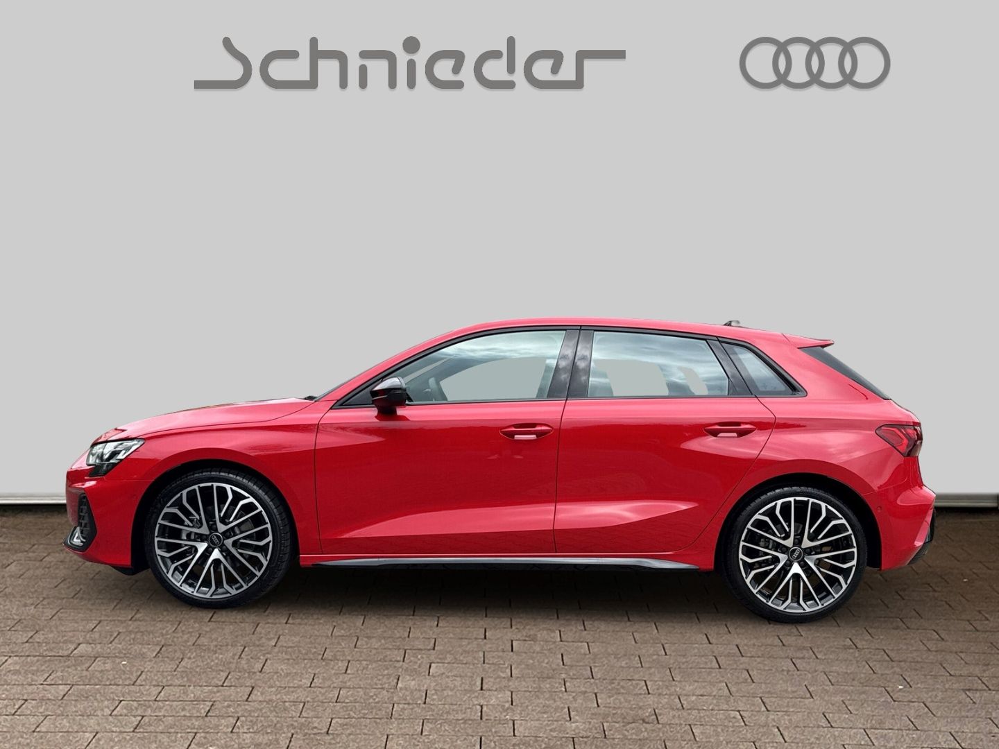 Fahrzeugabbildung Audi A3 SPORTB 35 TFSI SLINE,MATRIX,VIRTUAL,AHK,PANO