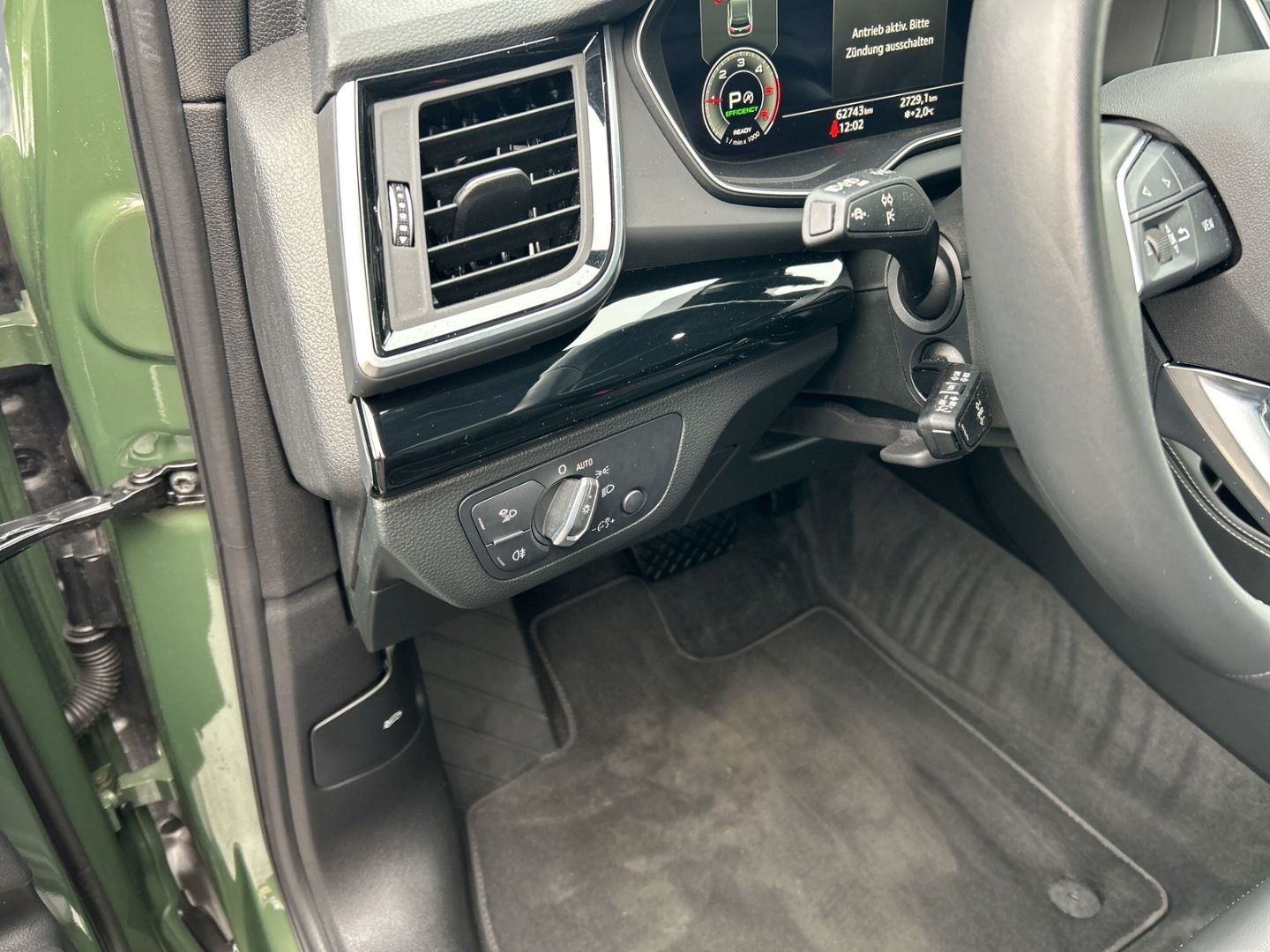 Fahrzeugabbildung Audi Q5 SPORTB. 40 TDI ADVANCED,B&O,PANO,VIRTUAL,KAME